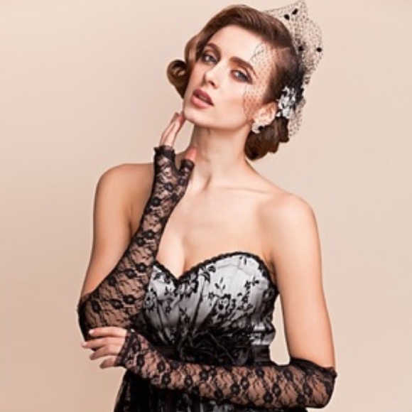 🍒 LACE LONG GLOVES FINGERLESS GLOVES HIGH SLEEVE BLACK FANCY BURLESQUE ELEGANT - Picture 7 of 7